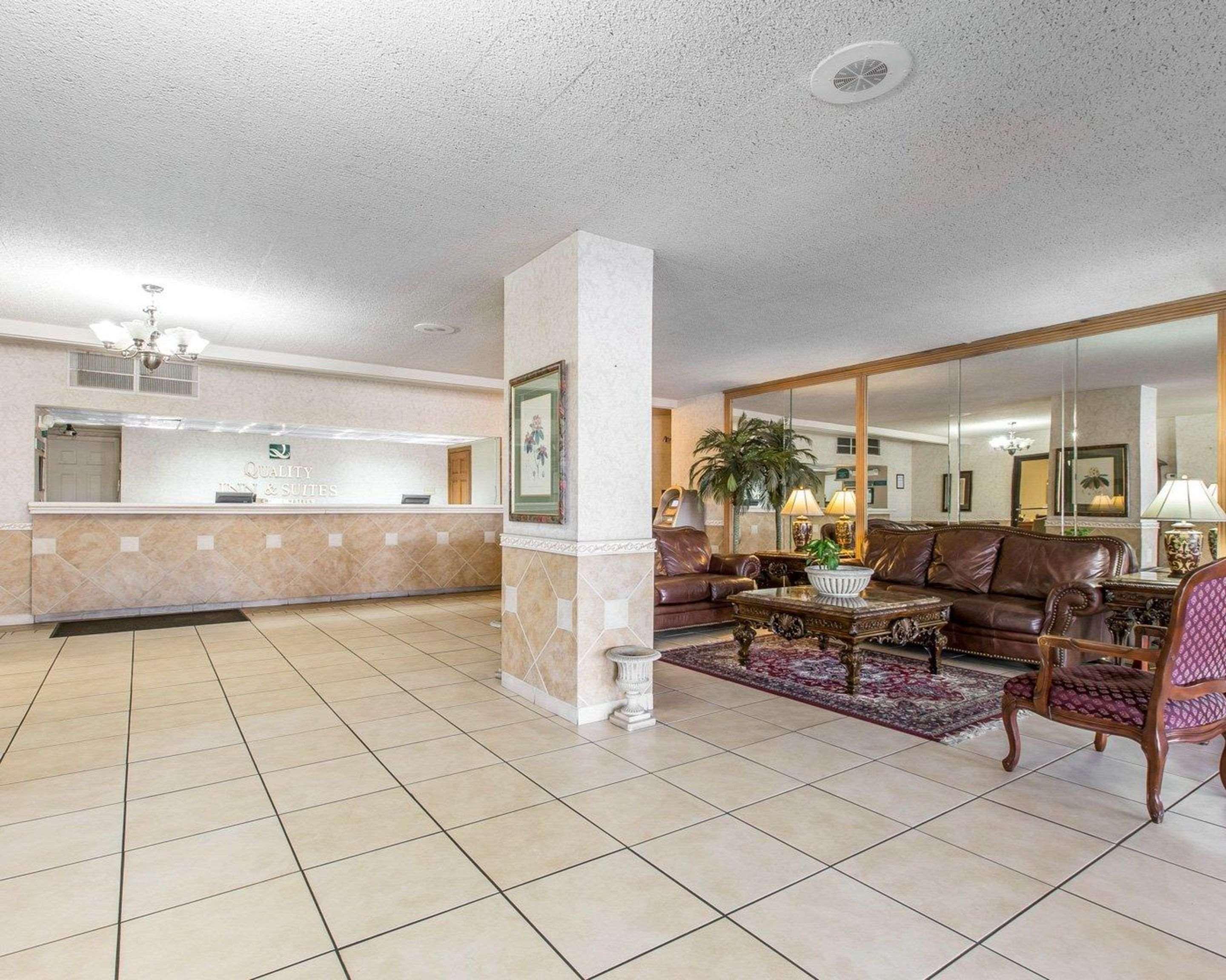 Quality Inn & Suites Waycross Kültér fotó