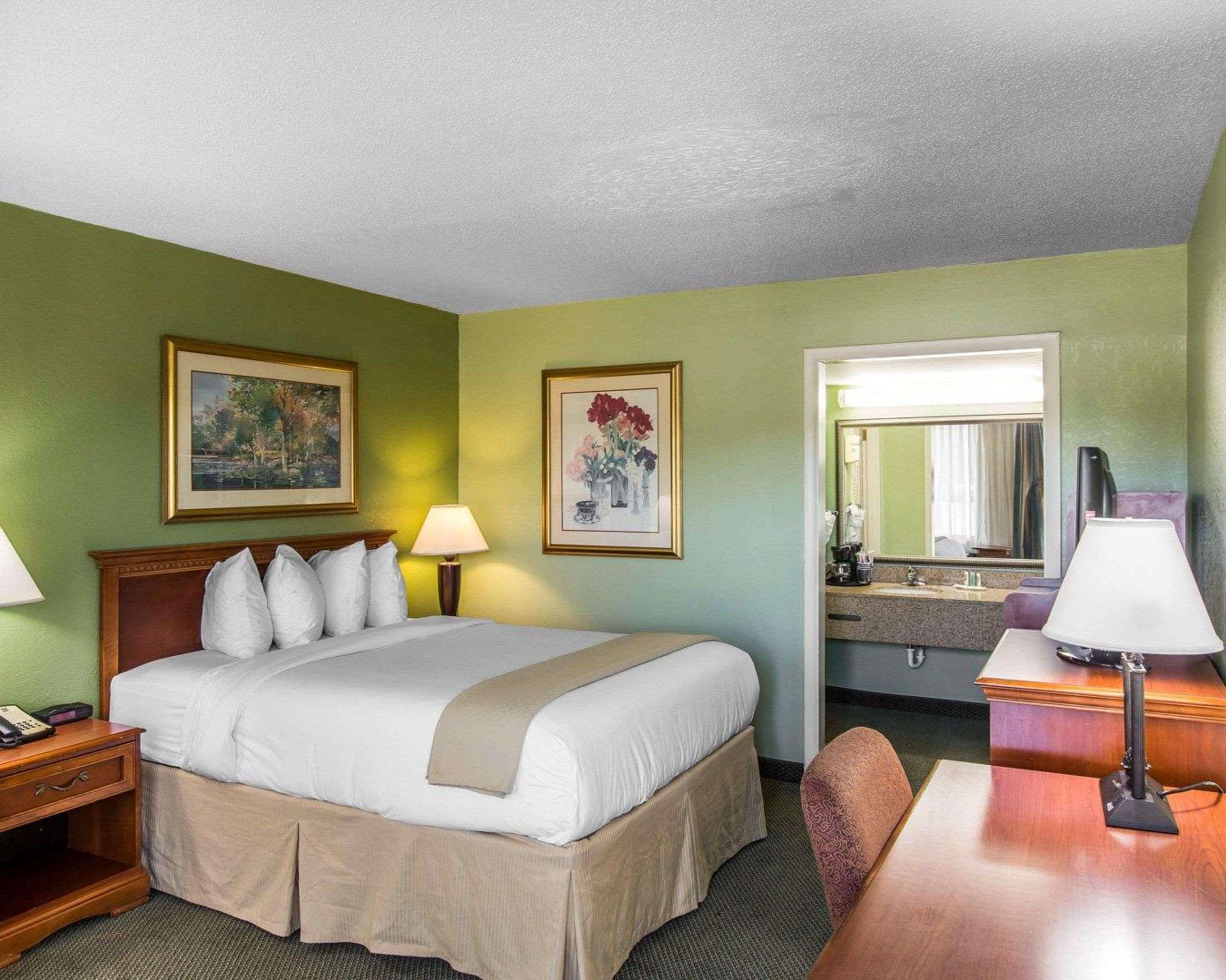 Quality Inn & Suites Waycross Kültér fotó