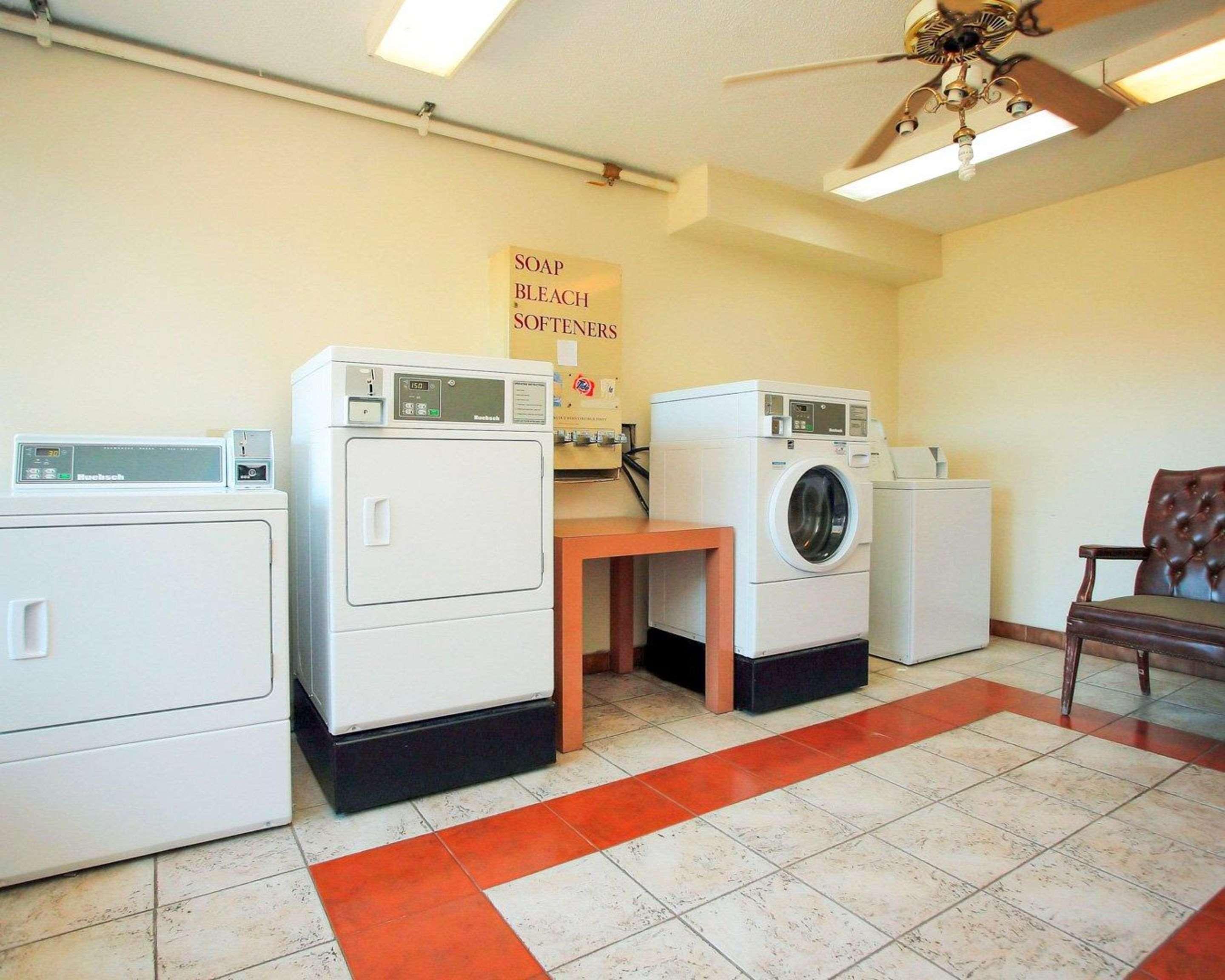 Quality Inn & Suites Waycross Kültér fotó