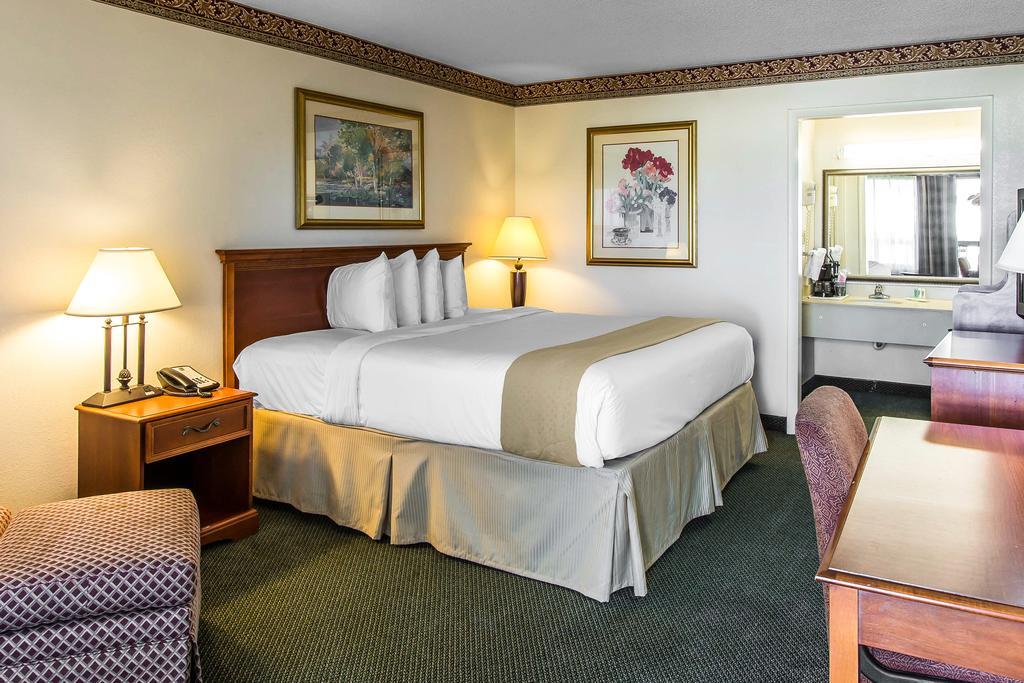 Quality Inn & Suites Waycross Kültér fotó