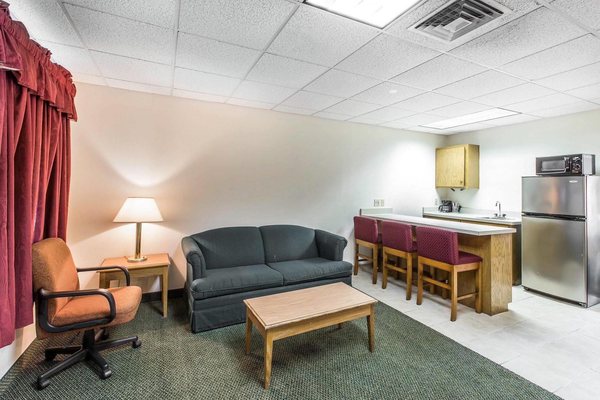 Quality Inn & Suites Waycross Kültér fotó